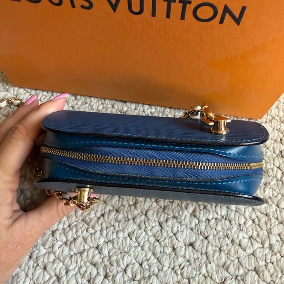 Louis Vuitton Epi Dauphine Mini bag PM Pouch authentic - Picture 3 of 7